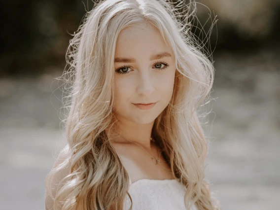 Olivia-Gard-Headshot_square